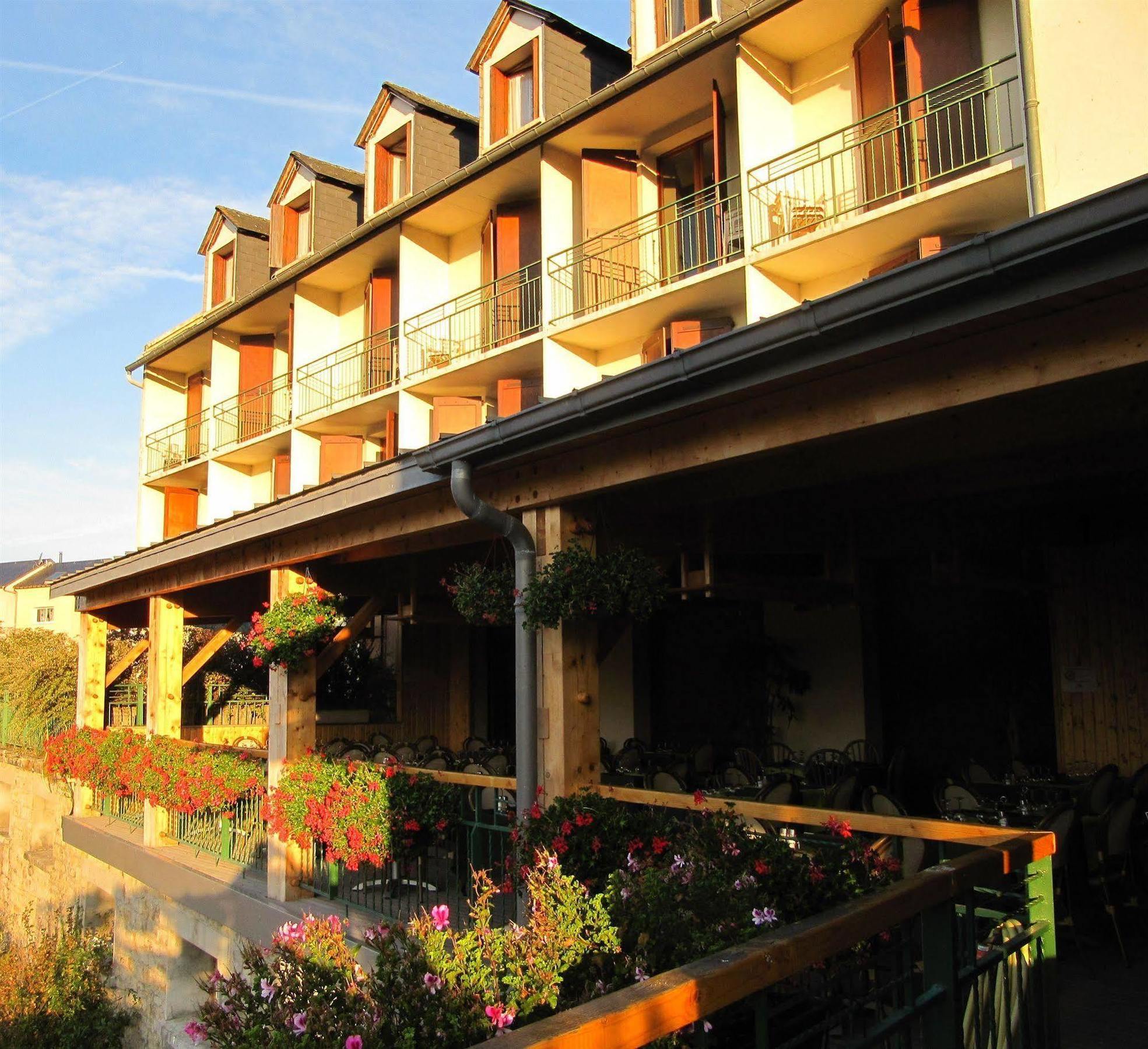 Hôtel Des Rochers Marvejols Exterior foto